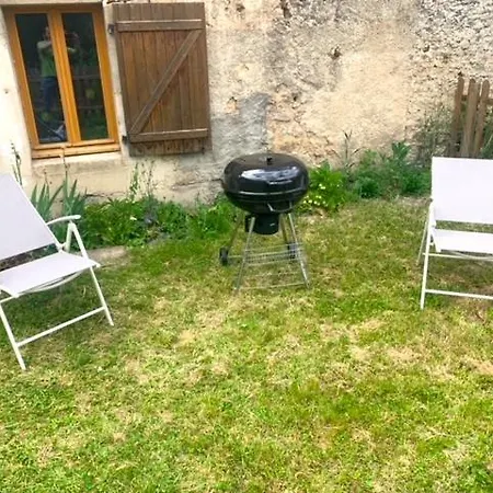 Petite Maison Lorraine Avec Cheminee Et Jardin Saint-Mihiel Exterior photo