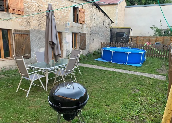 Petite Maison Lorraine Avec Cheminee Et Jardin