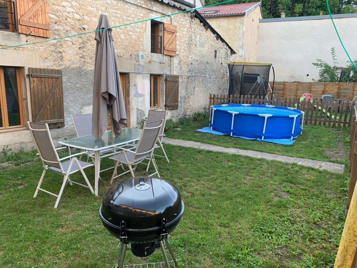 Petite Maison Lorraine Avec Cheminee Et Jardin * Saint-Mihiel