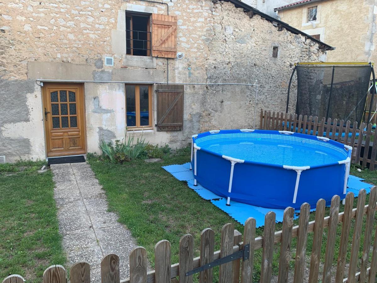 Petite Maison Lorraine Avec Cheminee Et Jardin